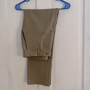 30x29 Van Heusen mens dress pant